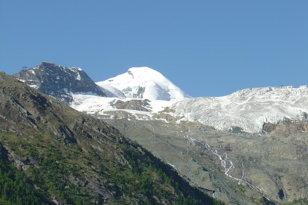 Apartmenthaus Holiday Saas-Fee Zewnętrze zdjęcie