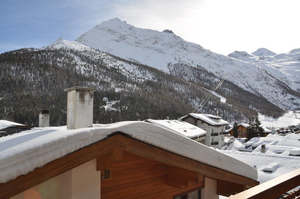 Apartmenthaus Holiday Saas-Fee Zewnętrze zdjęcie