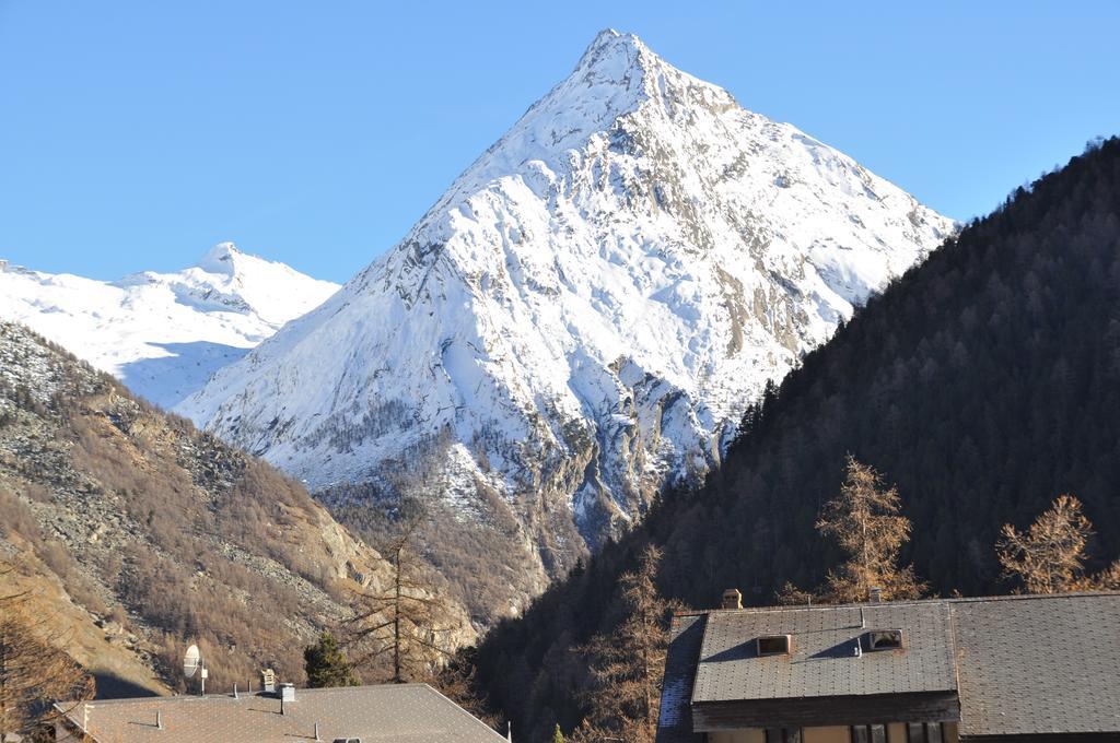 Apartmenthaus Holiday Saas-Fee Zewnętrze zdjęcie